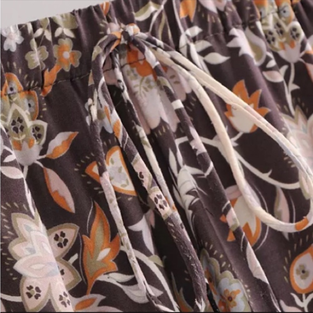 #82CLOSEOUT SALE! NEW! Gypsy Boho Floral Maxi Skirt - Picture 7 of 9